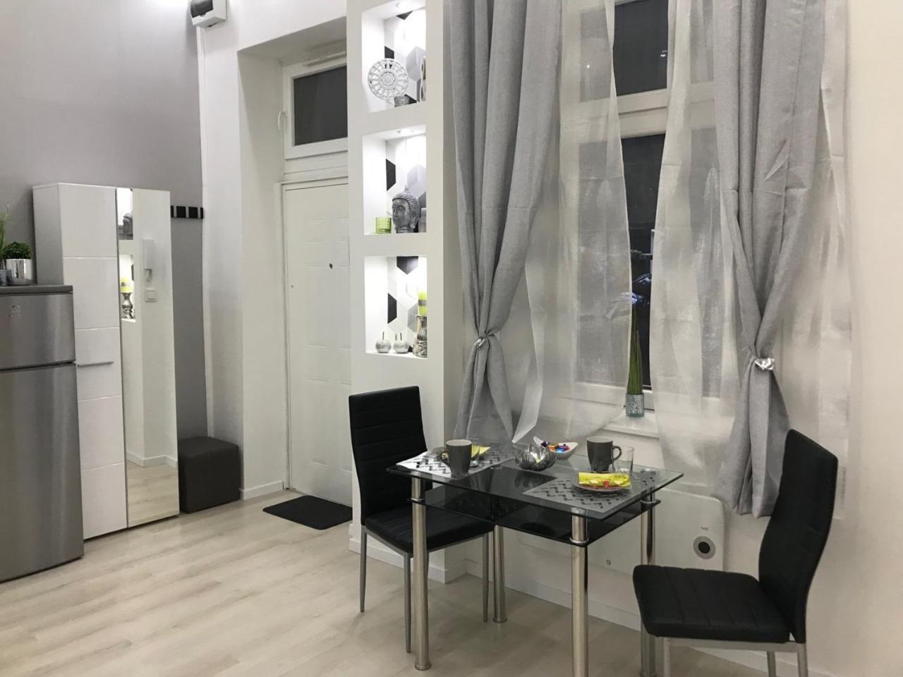 Apartment Aradi Fashion Apartement Budapest